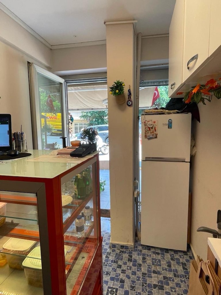 SATILIK SOĞUTMALI MEZE / PASTA TEŞHİR DOLABI/ Beko no frost buzdolabı - 2