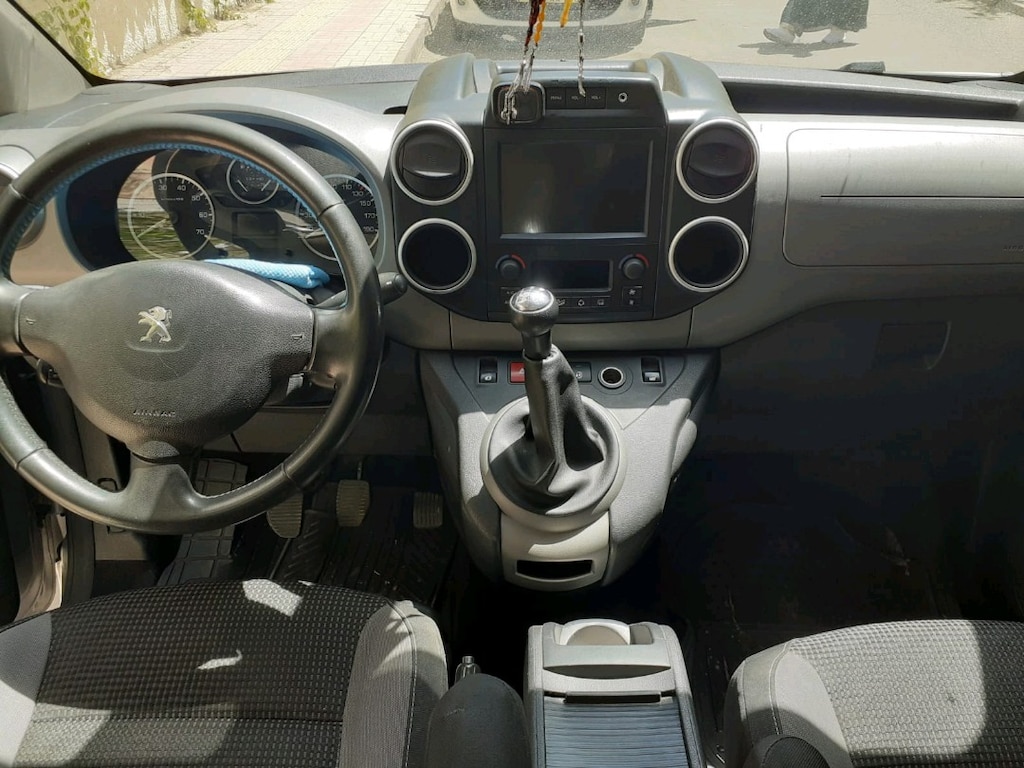 2016 model Peugeot partner Tepe(allure) 247 binde - 11