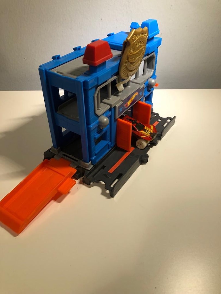Hot Wheels Polis İstasyonu Seti - 5