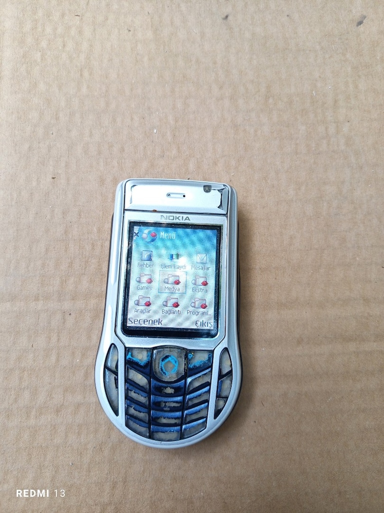 Nokia 6630 - 2