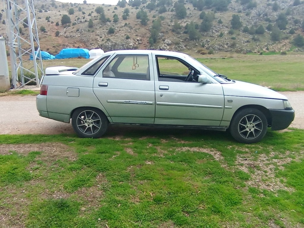 LADA vega 1.5 8 valf - 4