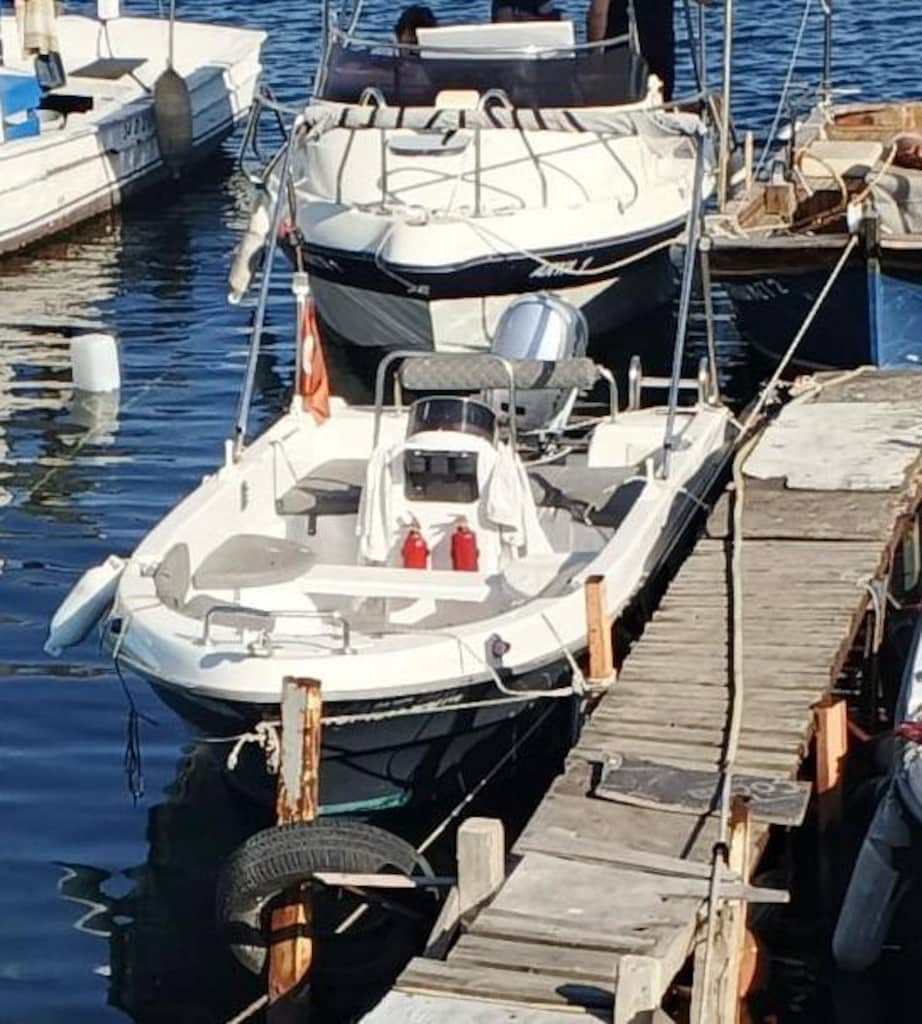 sahibinden Temiz ve tüm bakımları yapılmış tekne - 6