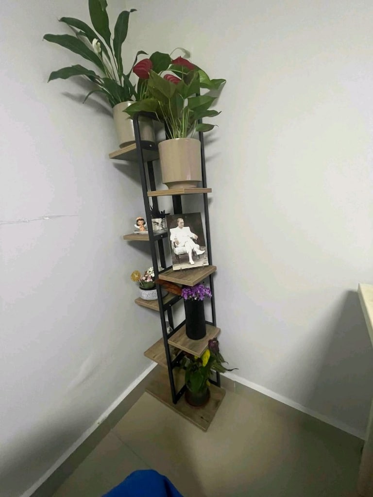 Şık Saksı Düzenleme Standı - 20