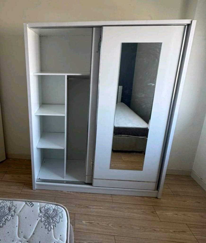 Elbise dolabı - 2