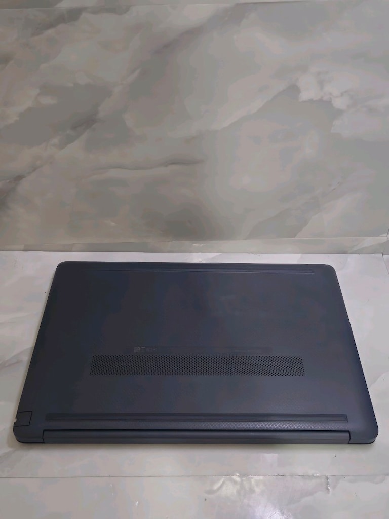 Hp 255 G8 Ryzen 5 5500U 8GB Ram 256GB SSD - 5