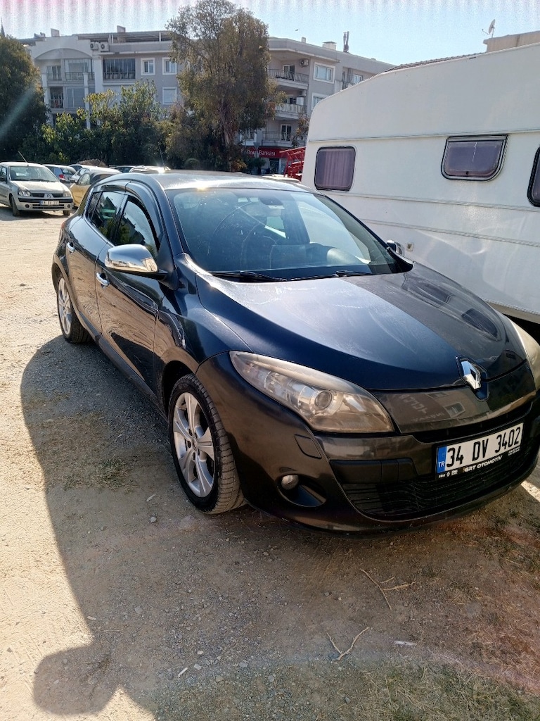 megane 3 1.4 t 130 bg - 3