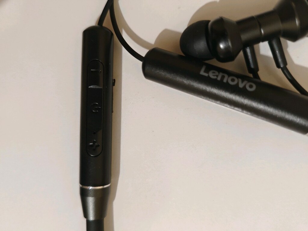 Lenovo Siyah Bluetooth Kulaklık - 3