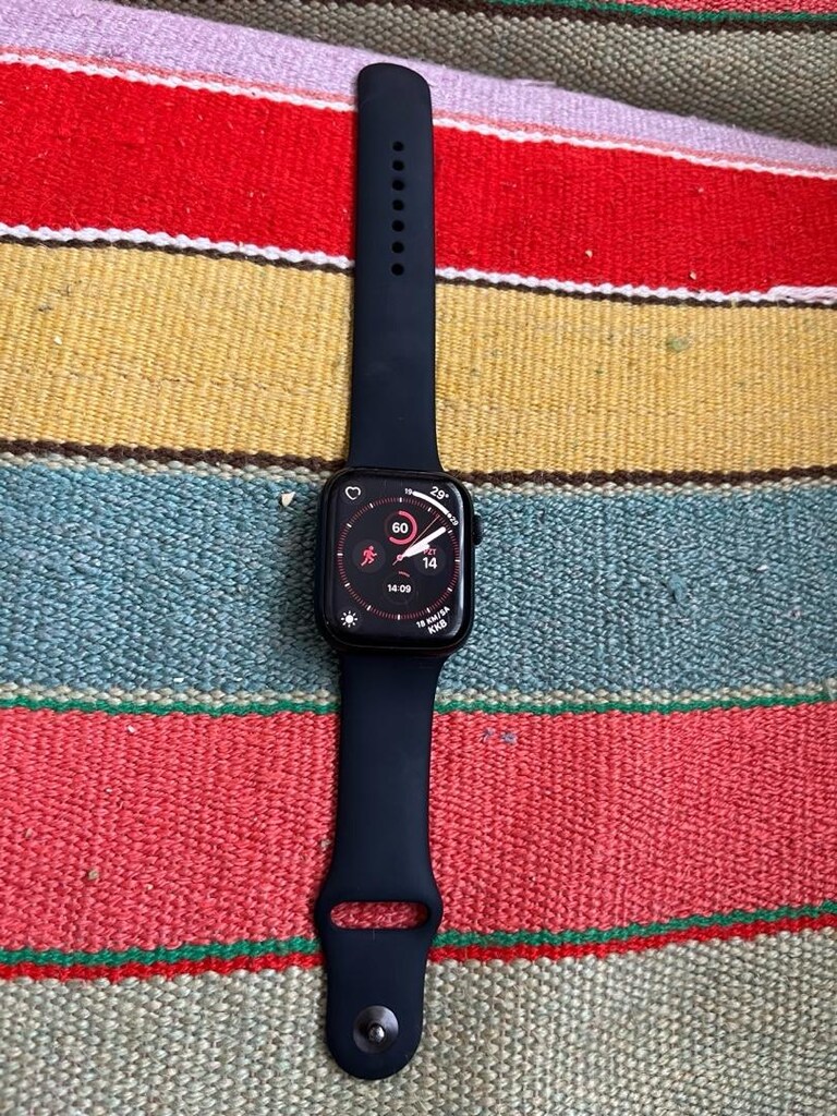 Apple Watch Serie 7 (GPS) 45 mm - 16