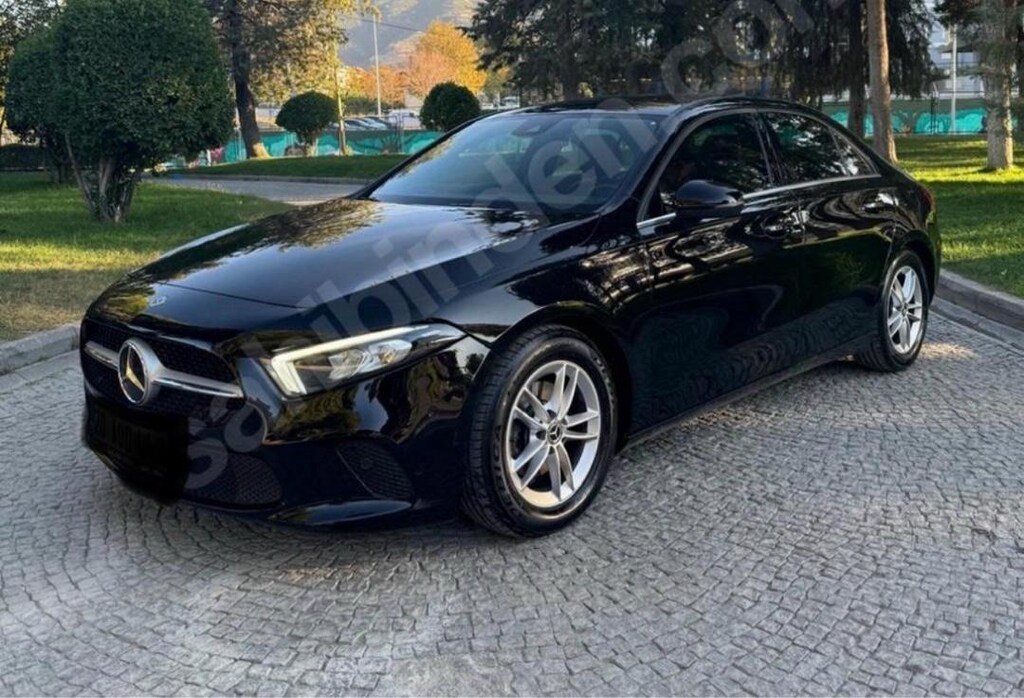 Mercedes A180 Çok Temiz. Yer: Tuzla/İstanbul - 4