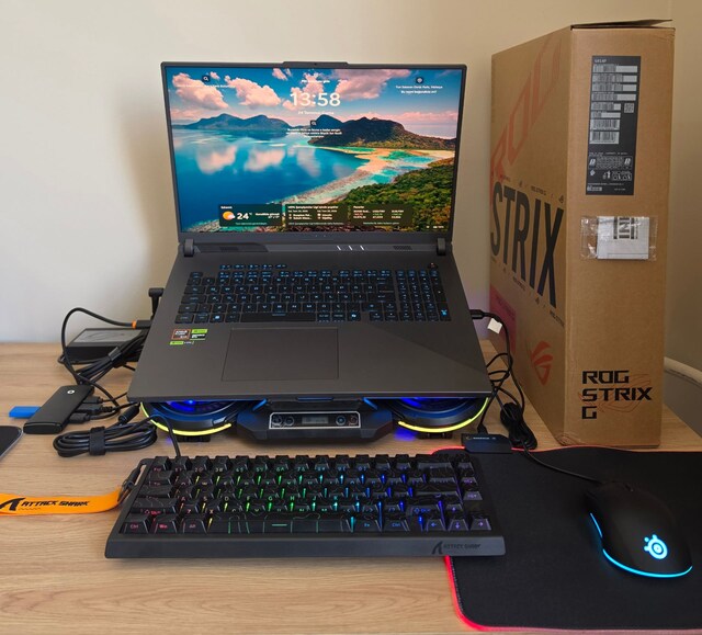 ASUS ROG Strix G18-Ryzen 9 8940HX-RTX 5070-16GB RAM-1TB M2 SSD