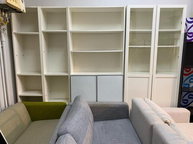 IKEA KİTAPLIKLAR VE VİTRİNLER