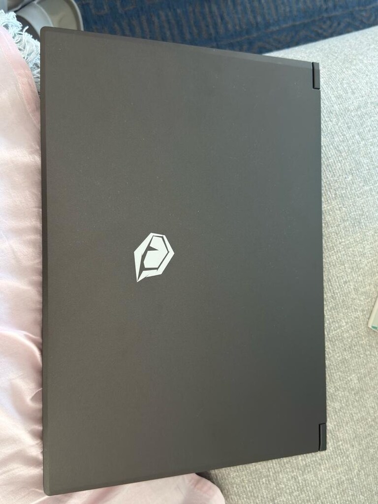 Monster Tulpar T6 V3.1 | i7-13700HX | RTX 4060 8GB | 32GB RAM | 1TB SS - 3