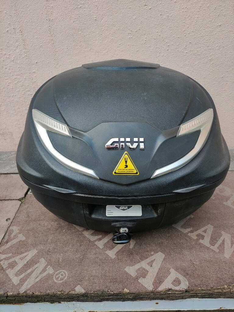 GİVİ MARKA MOTOR ÇANTASI 36 LT - 2