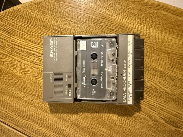 Sharp RD-720 veri kaydedici