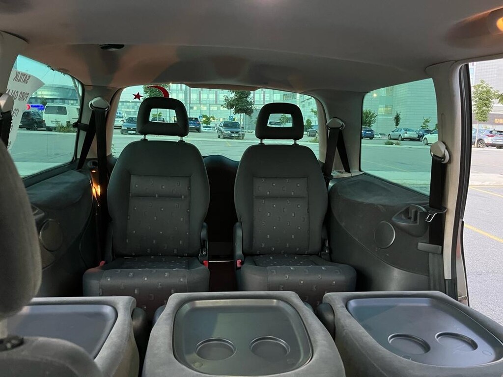 Ford Galaxy - 9