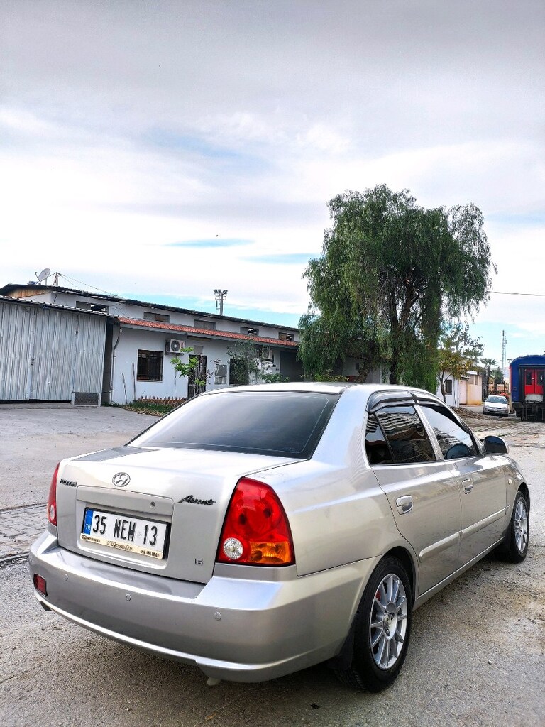 KamuPersonelinden KamuPersoneline temiz kullanılmış Aile Arabası - 7