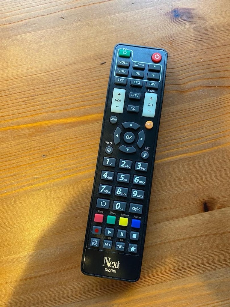 Next 2000 Wi-Fi S Full HD Uydu Alıcısı + Kumanda ve Aksesuarlar - 4