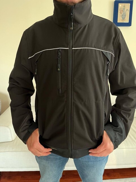Siyah Outdoor Softshell Mont