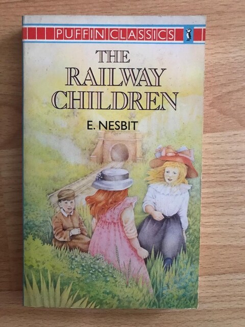 The Railway Children / Edith Nesbit (Puffin Classics)