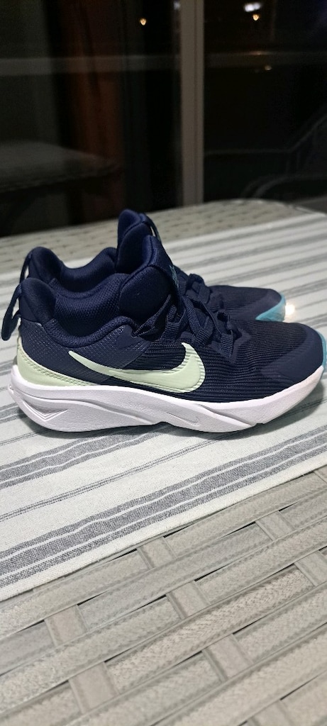 Nike 28 Numara Çocuk Spor Ayakkabı