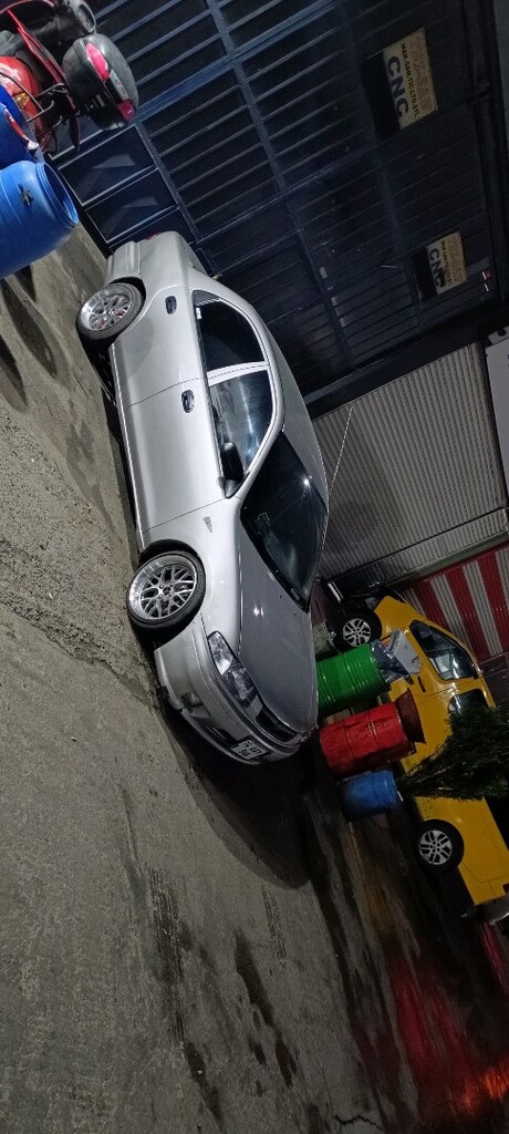 Mazda 323 97 model otomatik takaslı - 2