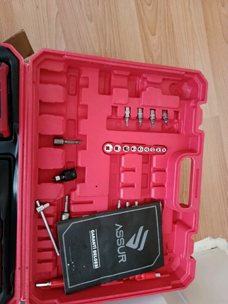 Assur ASR113 21 V 2.0 AH 800 NM Şarjlı Somun Sıkma Sökme Kırmızı - 4