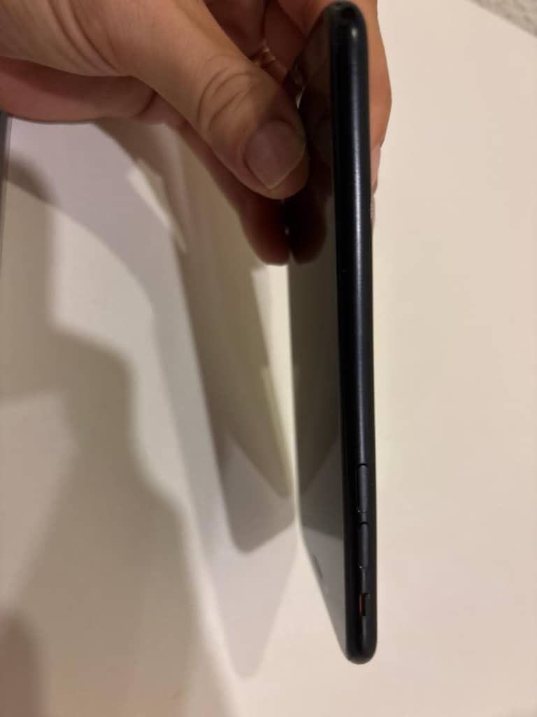 İPHONE SE - 3