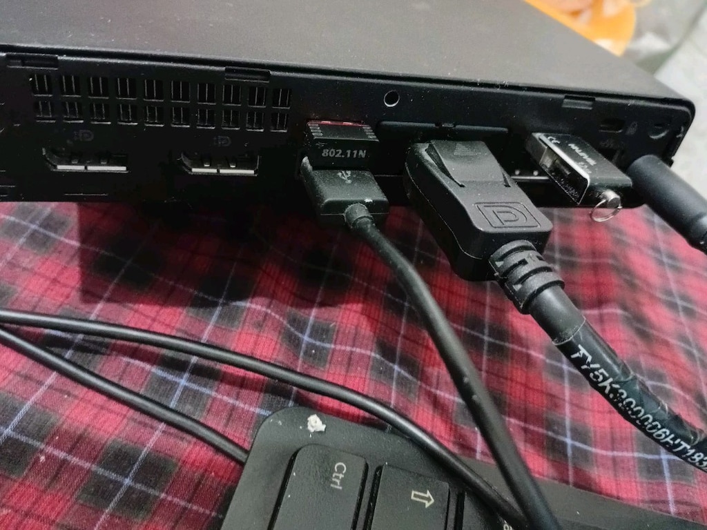 HP ELITEDESK 705 G4 | RYZEN 5 PRO | 8 GB RAM | 500 GB SSD | TAM SET - 2