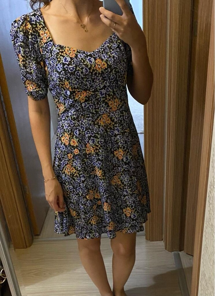 Mavi çiçekli elbise - 2