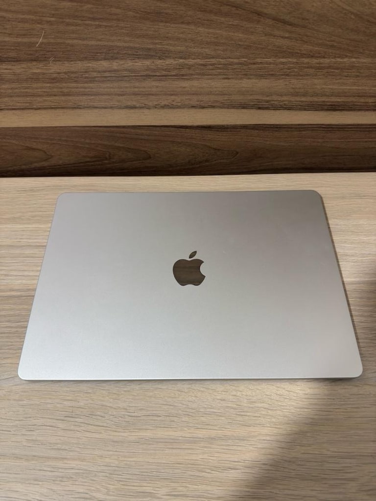 MacBook Air / M3 / 15 inç / 16 GB Ram / 256 GB Ssd - 8