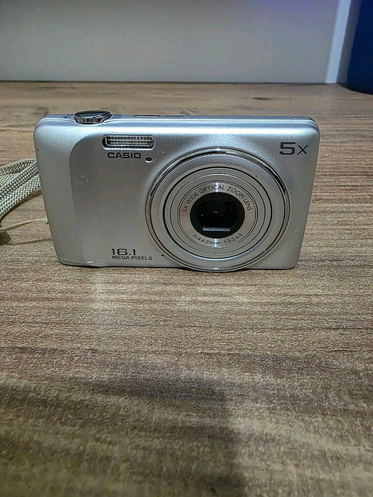 Casio QV-R80 - 4