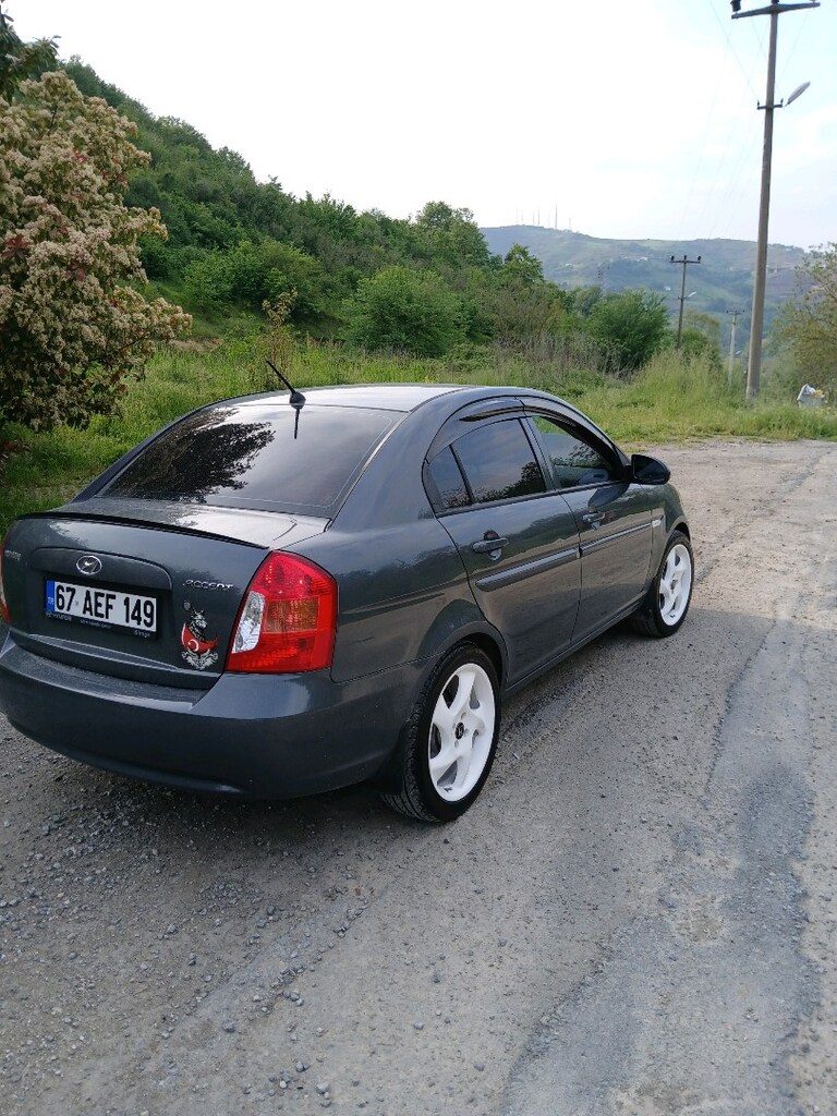 Hyundai ACCENT