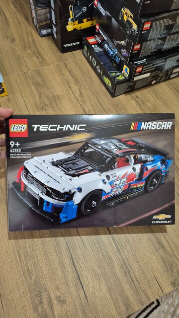 Lego 42153 Technic Nascar Yeni Nesil Chevrolet Camaro ZL1