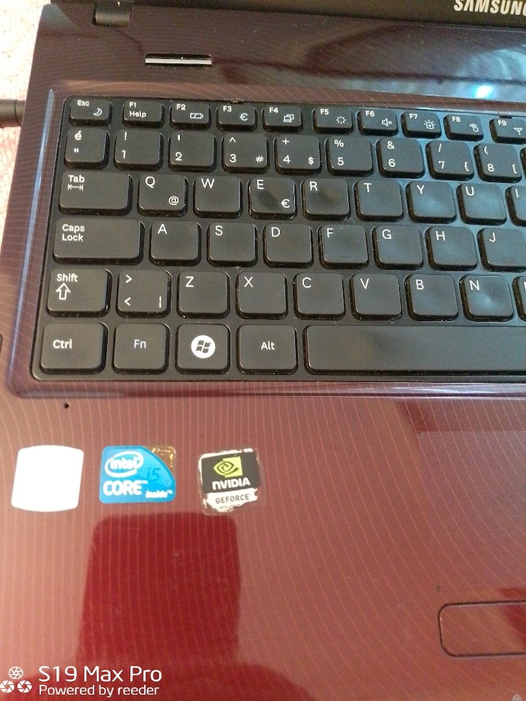 Samsung i5 laptop - 3
