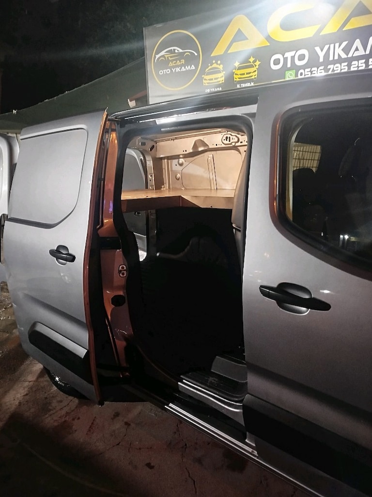 Gri Citroen Panel Van - 5