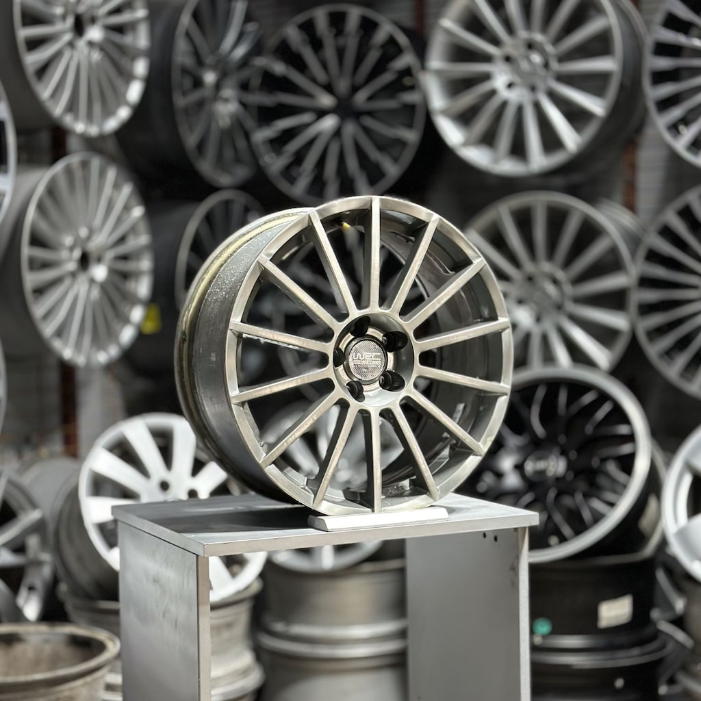 17 inç 5x100 Polo-Egea-Doblo Uyumlu WRC Jant Takımı 2. El - 2