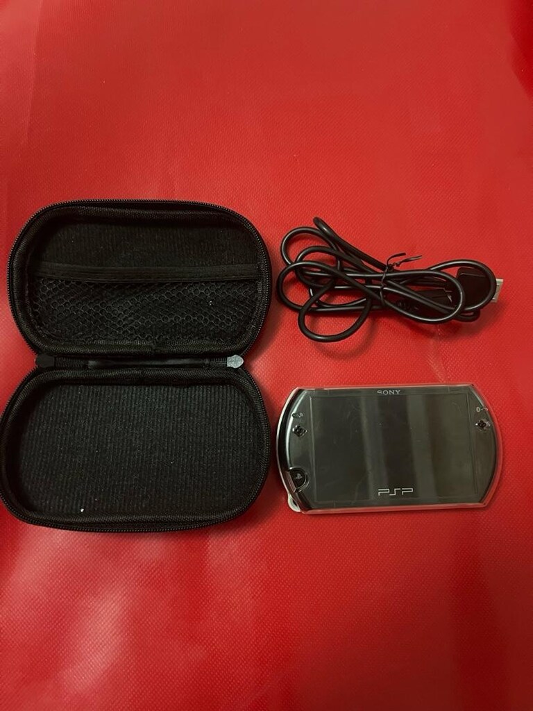 Sony Psp-N1004 Go Taşınabilir Oyun Konsolu - 9