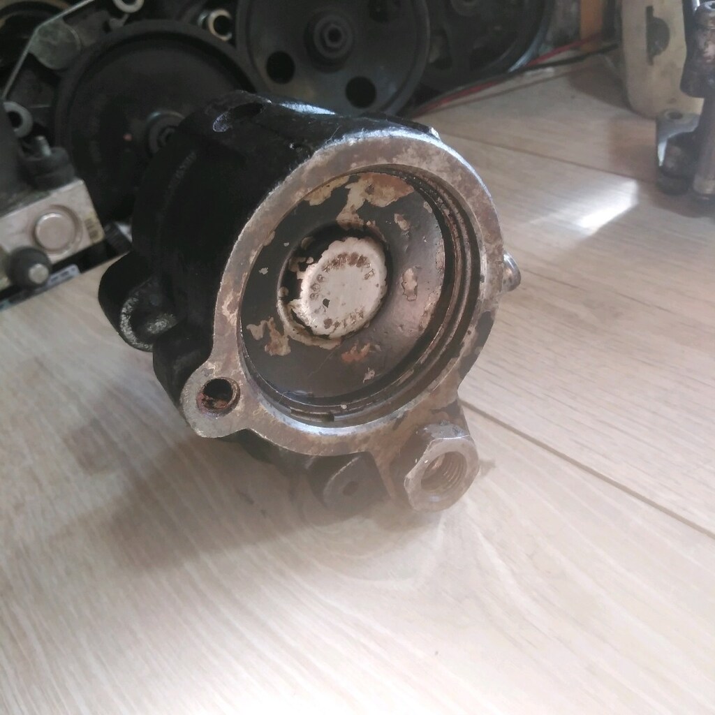 RENAULT 1.7 HİDROLİK DİREKSİYON POMPASI - 6