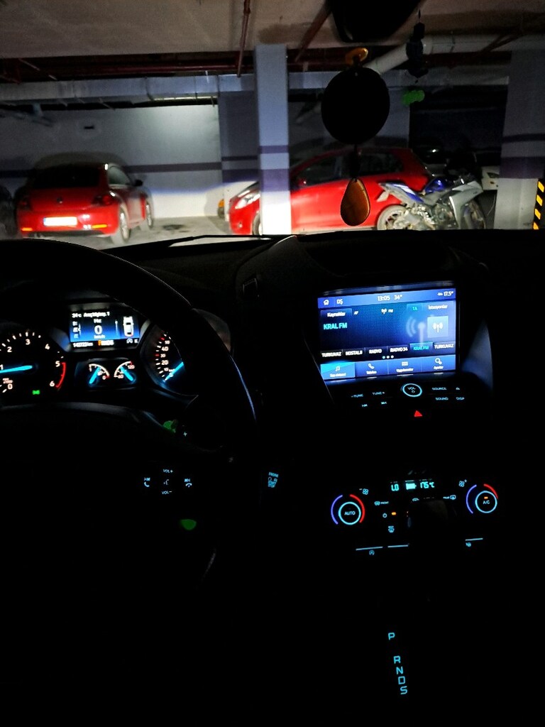 ford kuga 2018 hatasız sıfır ayarında - 13