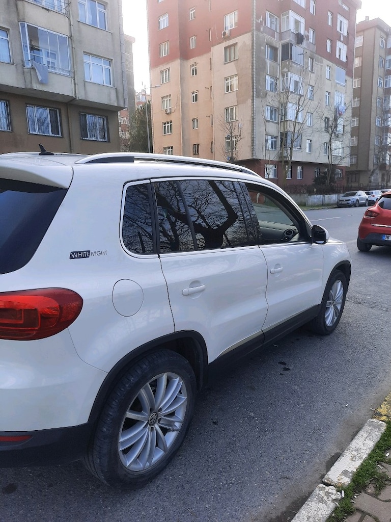 wolksvargen 2012 tiguan - 4