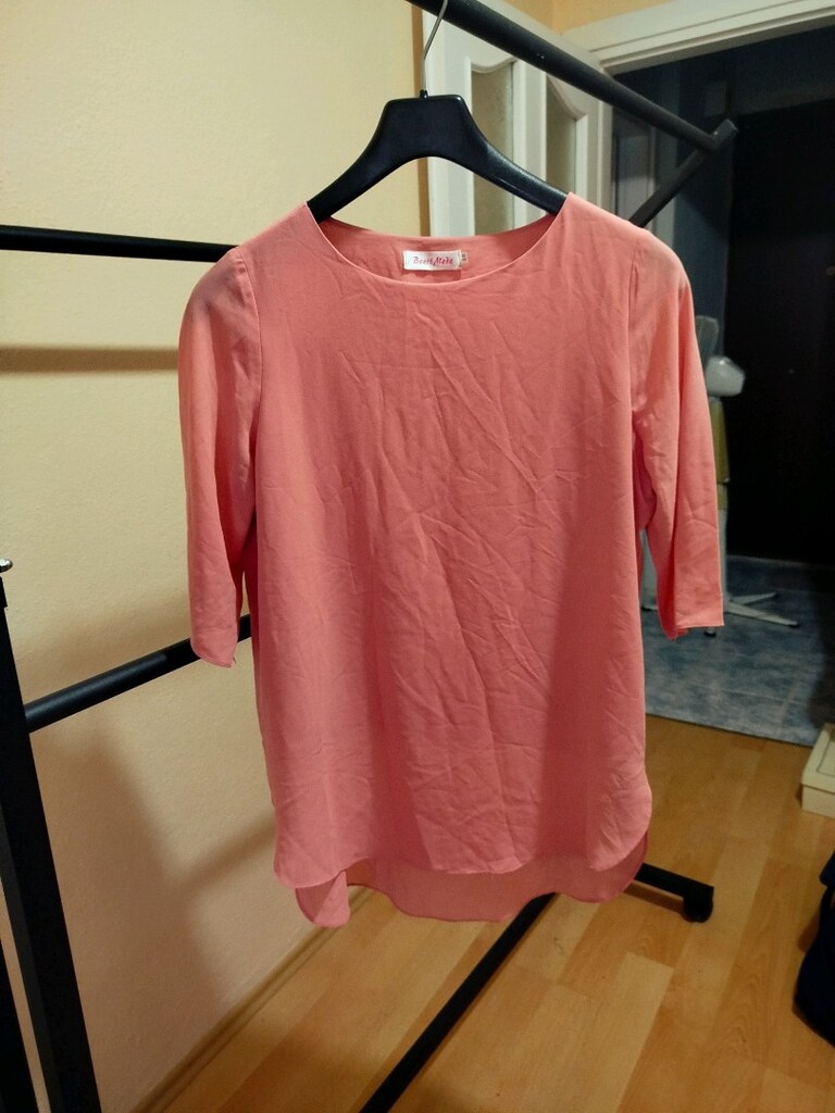 Yeni gibi yanları yırtmaçlı astarlı çok zarıf bluz boy ön 65 cm - 11