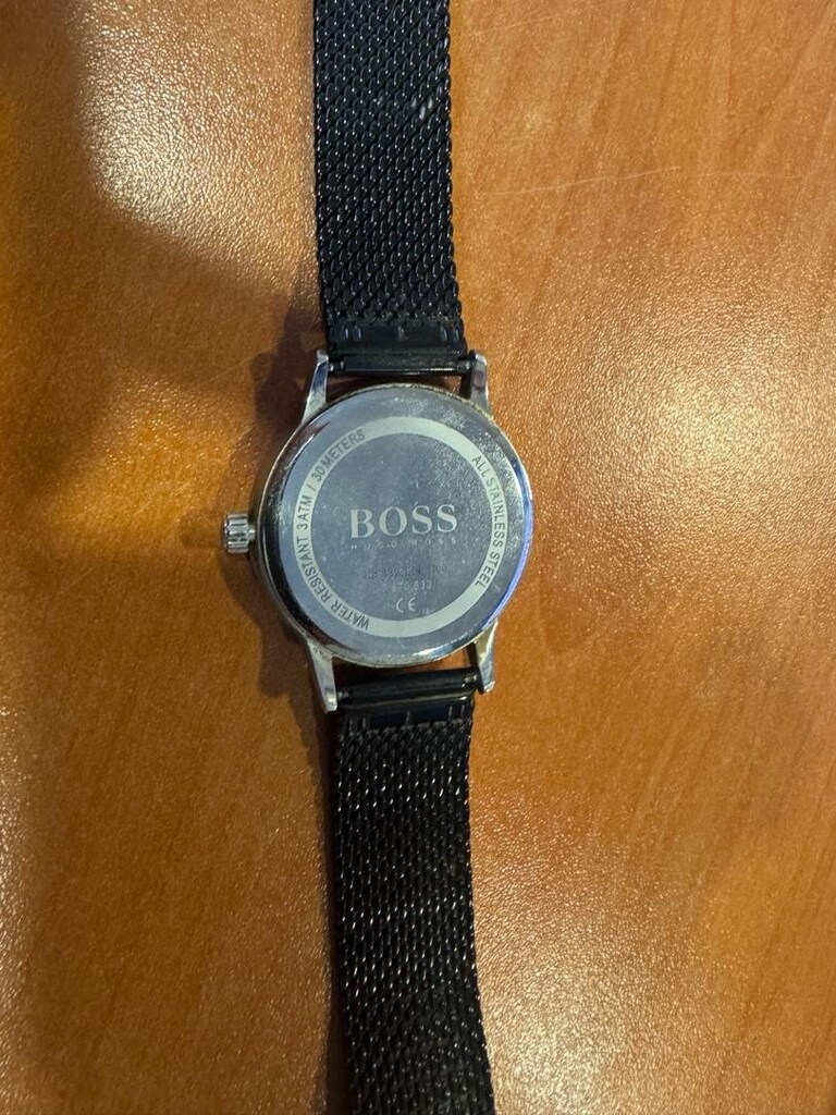 Satılık orijinal Boss saat - 3