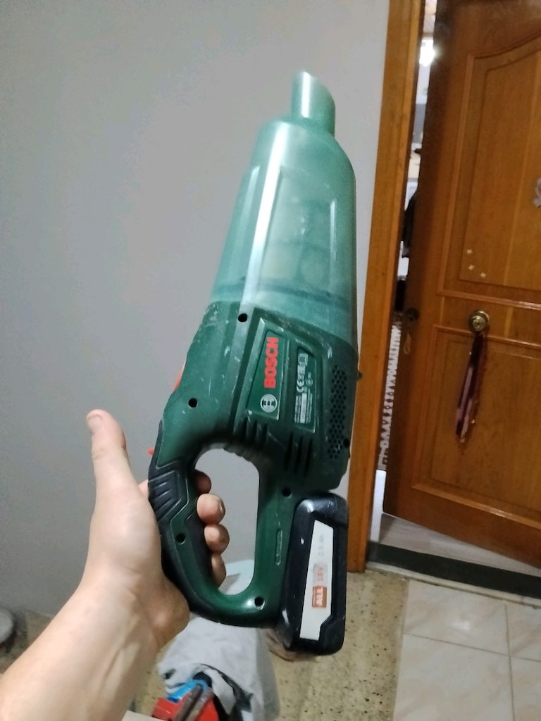 Bosch El Süpürgesi - 2