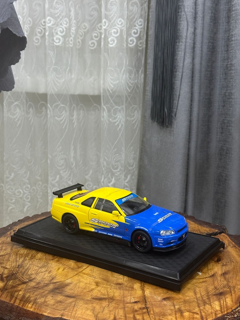 Hobbiez World Nissan Skyline GTR R34 Spoon Sports Diecast 1:24