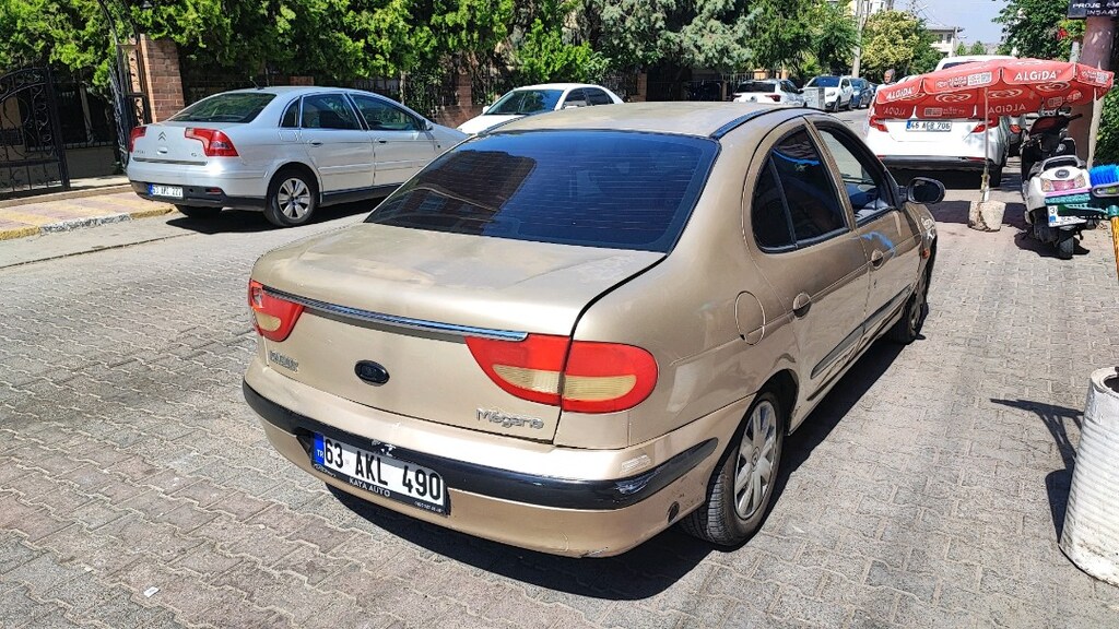 MEGANE1 KLİMALI 2000 MODEL - 2