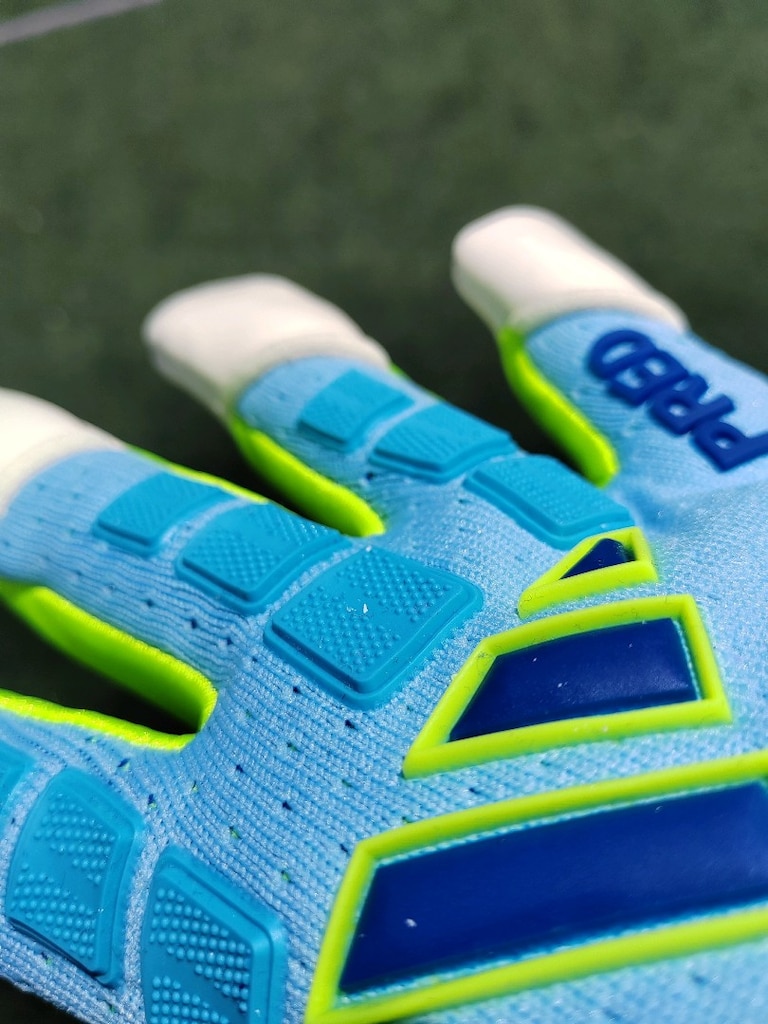 Adidas Predator Prof. 9 no kaleci eldiveni - 4