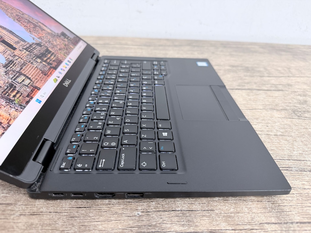 Dell Latitude 7390 | i5 8GB 256SSD FHD Dokunmatik Sıfır Batarya - 4