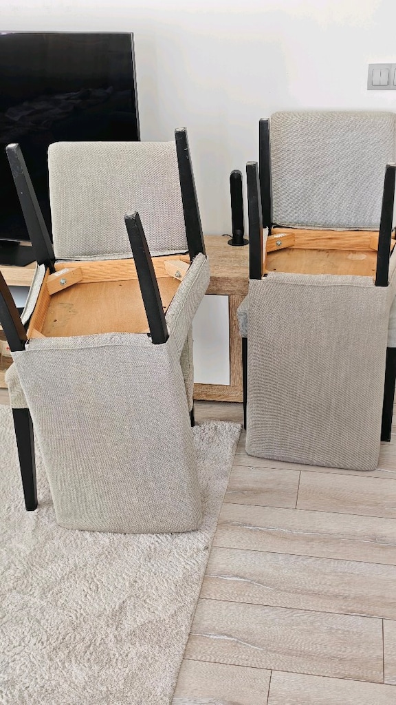 Ikea masa ve hediye 4 sandalye - 5