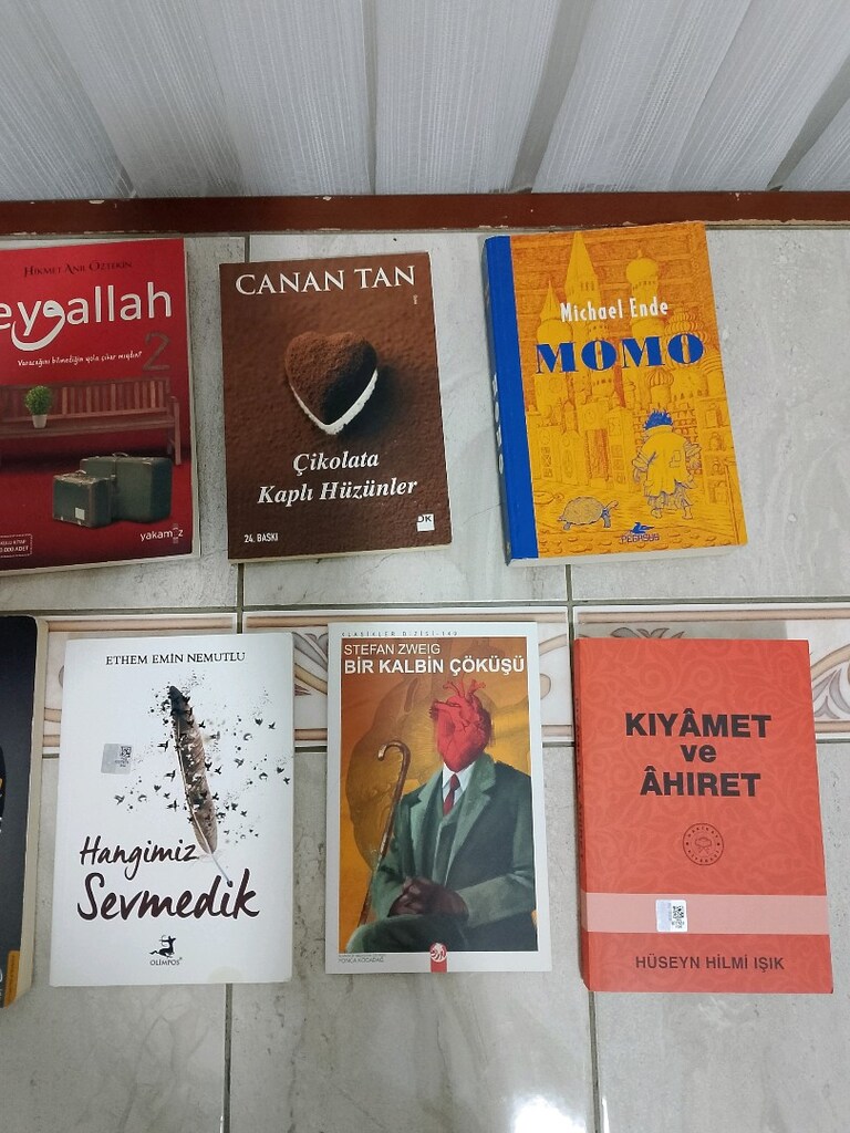 Kitaplar - 9 adet - 2