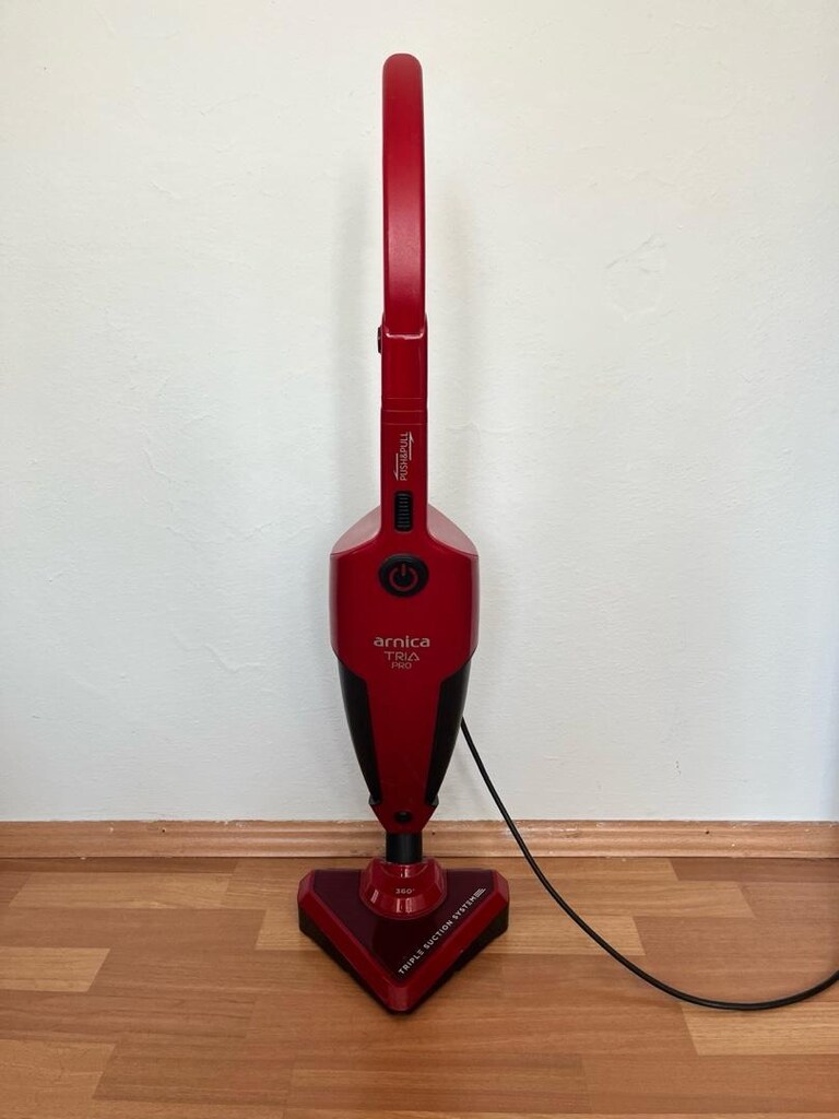 Arnica Tria Pro 2'si 1 Arada Dikey Elektrikli Süpürge